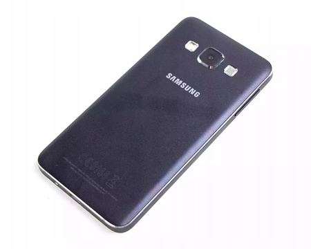 Smartfon Samsung Galaxy A3 2015 / BEZ BLOKAD